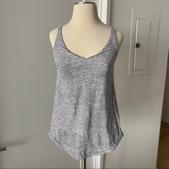 Lululemon Knot Your Typical Tank Black & White Size 4 - Picture 2 of 7